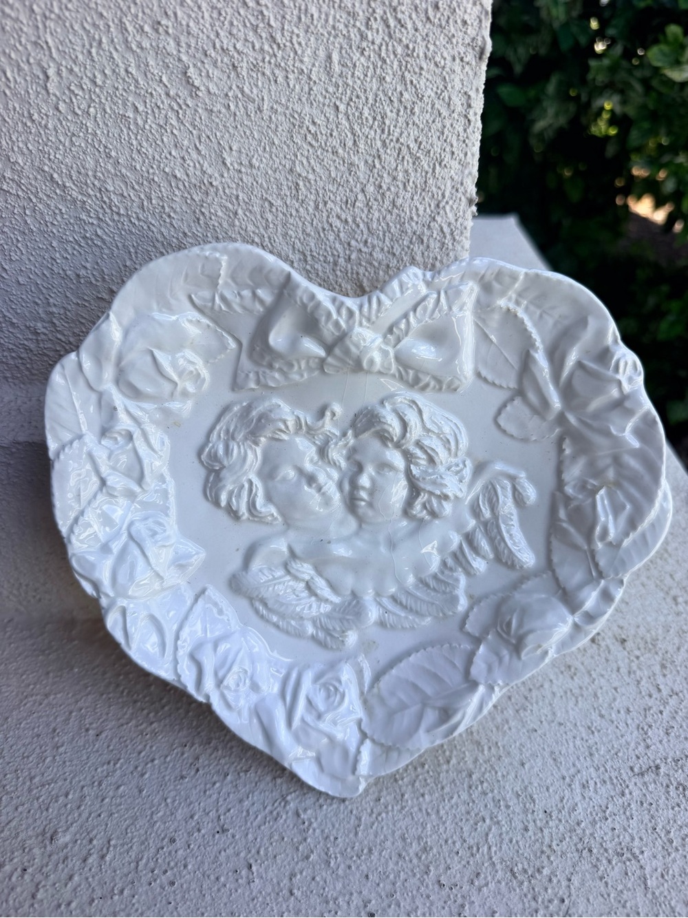 Vintage Italian Cherub Heart Dish #7360 White Ceramic Roses Angels Made Italy